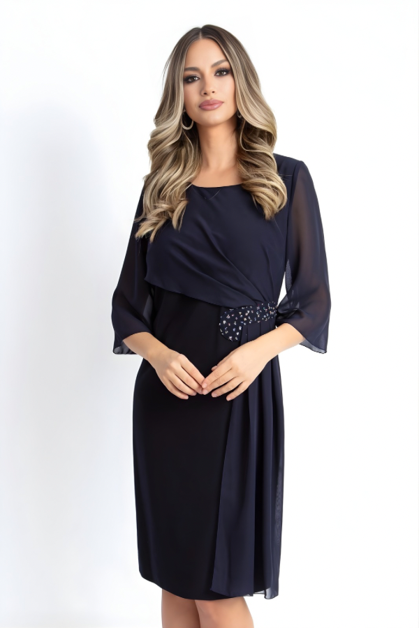 Rochie midi elegantă cu voal și aplicație decorativă în talie